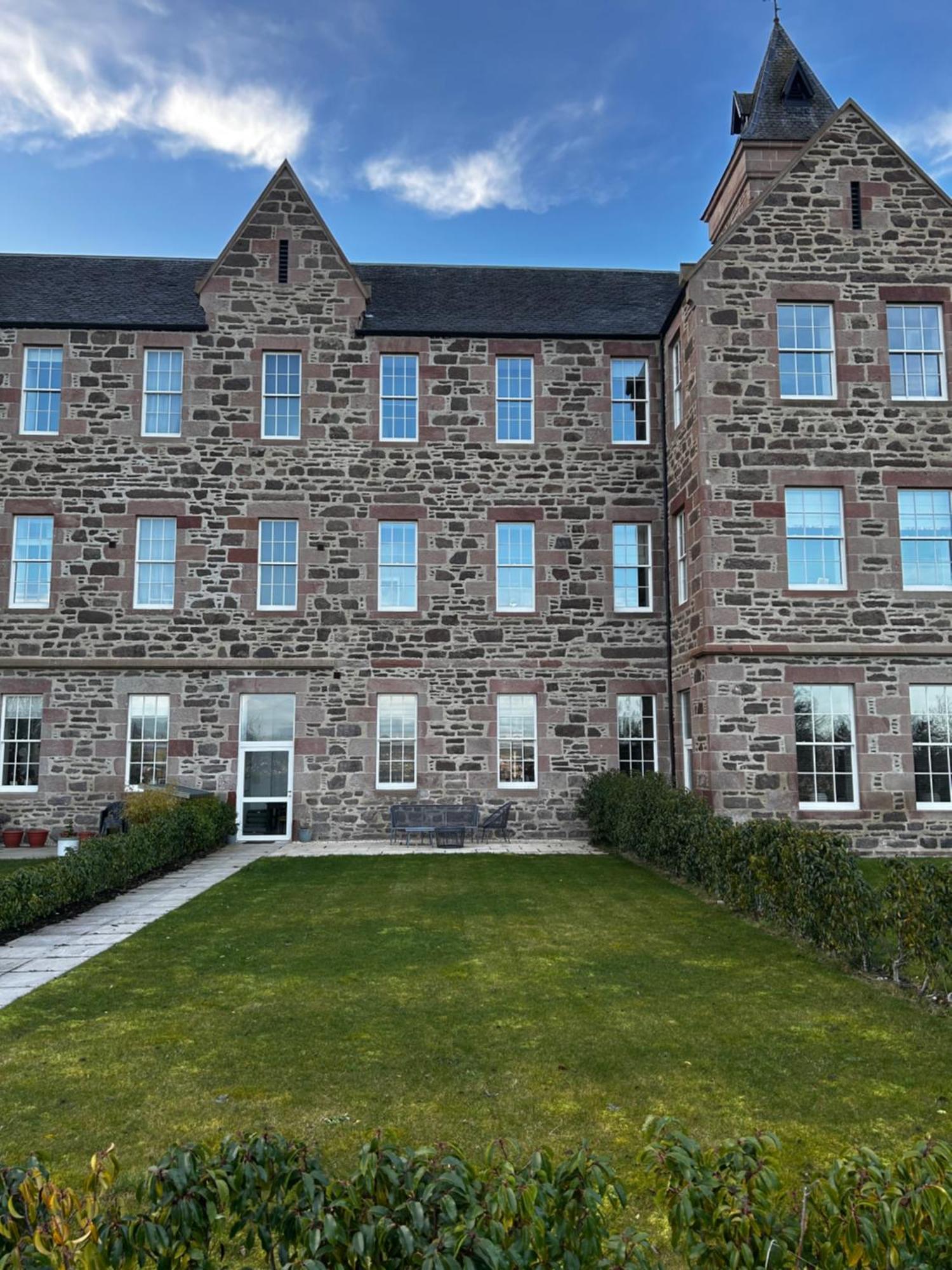 Inverness Great Glen Town House, 5 Minute Drive From Town Centre Exterior foto