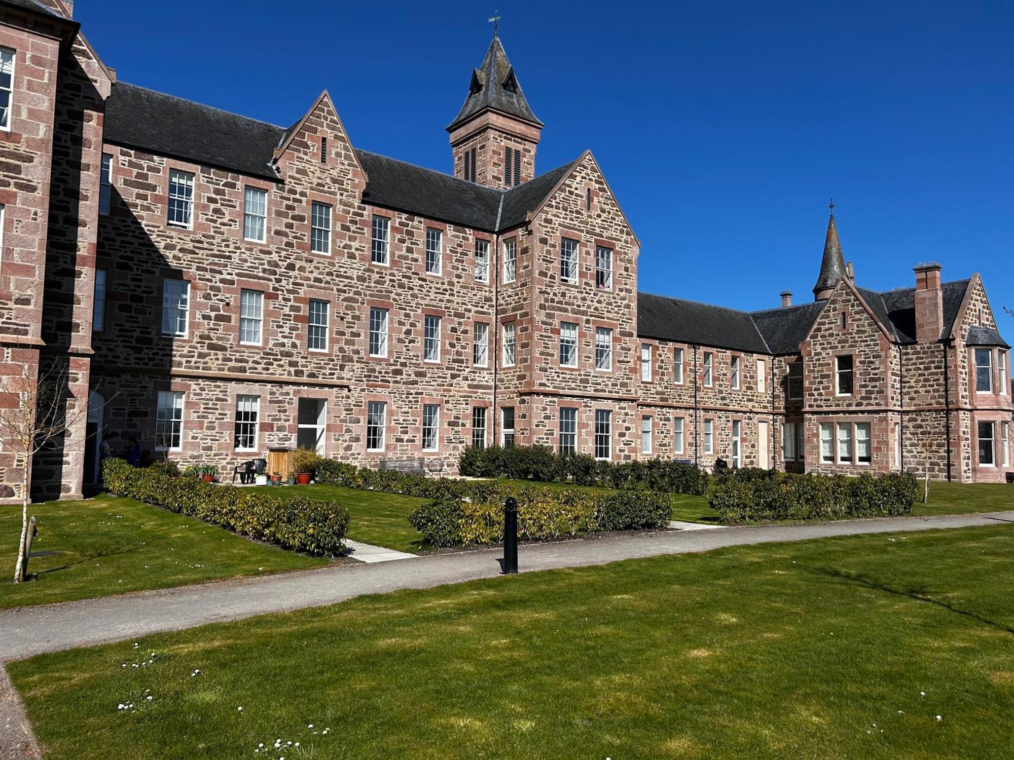 Inverness Great Glen Town House, 5 Minute Drive From Town Centre Exterior foto